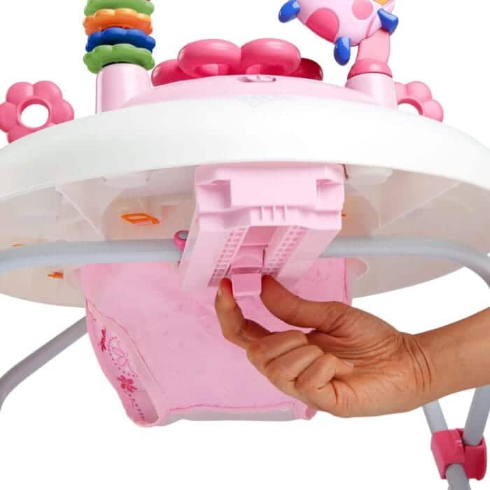 Bright Starts Baby Hojica z igračo - slika 2