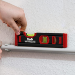 Vodna tehtnica 20 cm KWB – mini aluminijasta natančna libela - slika 2