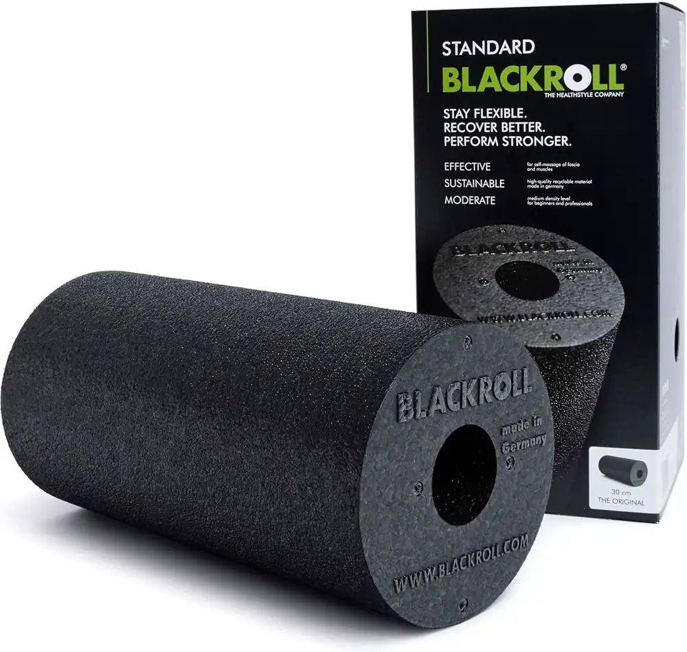 Črn masažni valj BLACKROLL Standard, 30 × 15 cm