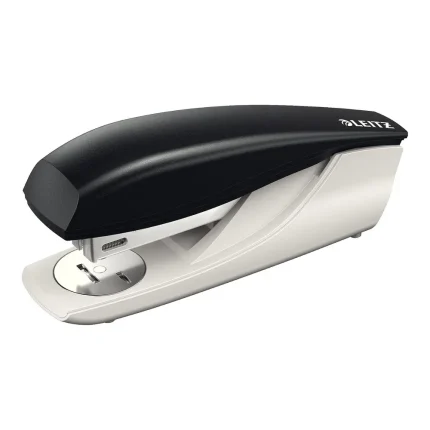 Leitz NeXXt 5500 spenjalnik za papir, črn